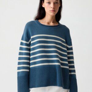 Gap Split-Hem Roll Neck Sweater size XXS